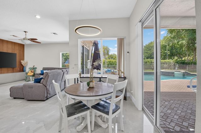 21633 Lynhurst Way, Boca Raton, FL 33428