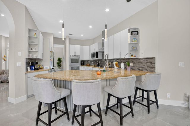 21633 Lynhurst Way, Boca Raton, FL 33428