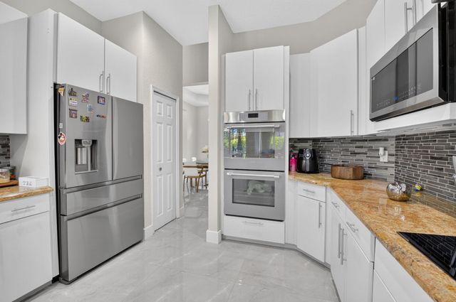 21633 Lynhurst Way, Boca Raton, FL 33428