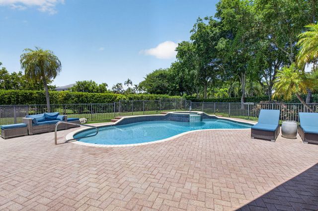 21633 Lynhurst Way, Boca Raton, FL 33428