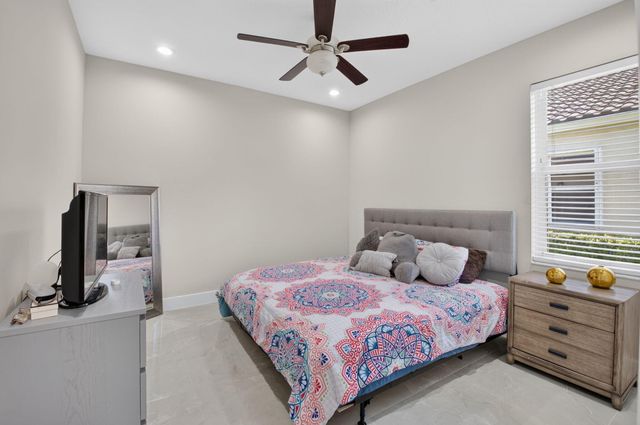 21633 Lynhurst Way, Boca Raton, FL 33428