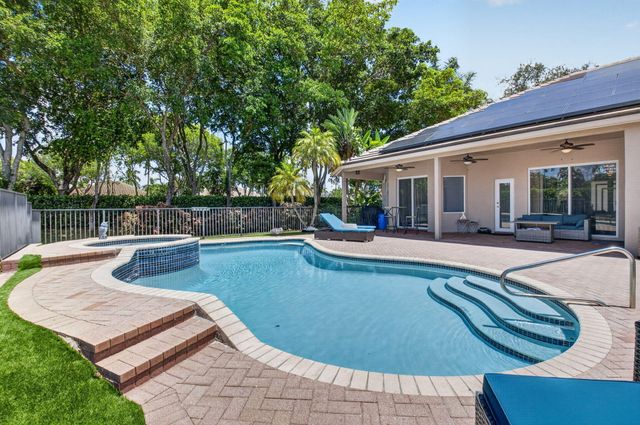21633 Lynhurst Way, Boca Raton, FL 33428