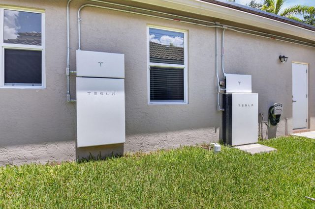 21633 Lynhurst Way, Boca Raton, FL 33428