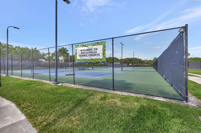 21633 Lynhurst Way, Boca Raton, FL 33428