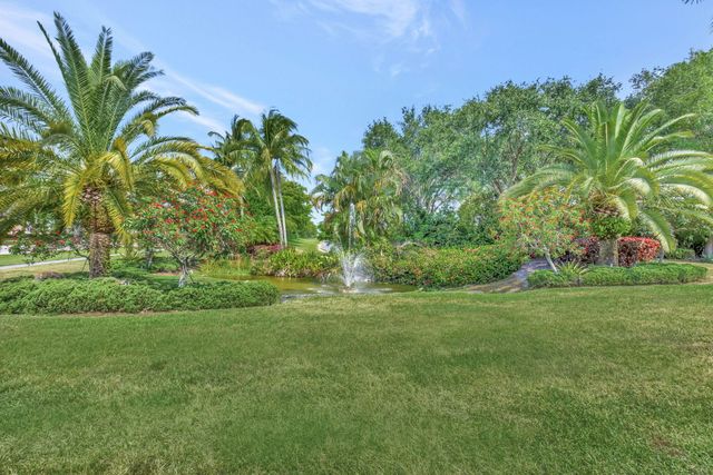 21633 Lynhurst Way, Boca Raton, FL 33428