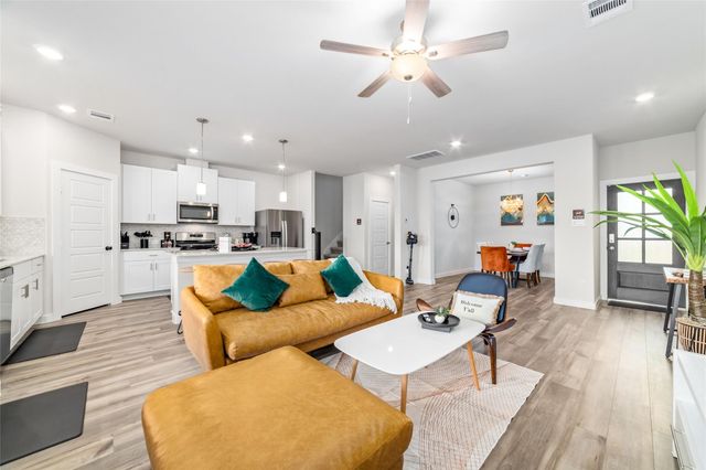 14843 Silent Gulf Ave, Houston, TX 77082