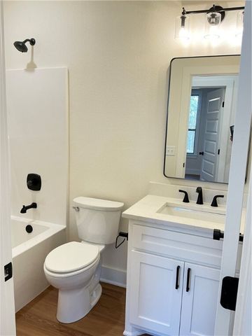 4 Arthur Circle, Bella Vista, AR 72715