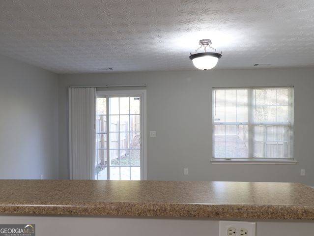 255 Magnolia Gardens Walk, Mcdonough, GA 30253