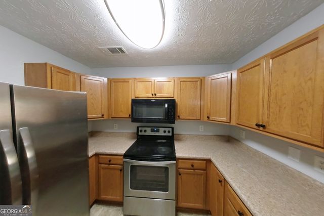 255 Magnolia Gardens Walk, Mcdonough, GA 30253