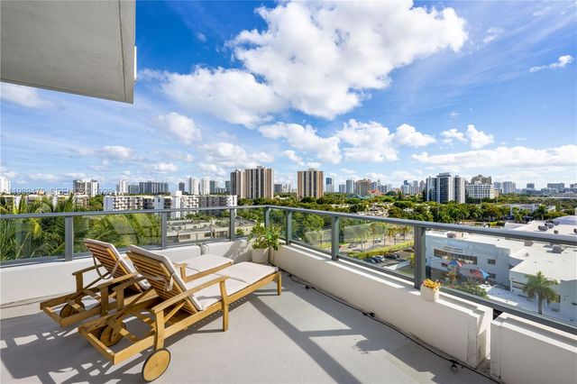 2960 NE 207th St 817, Aventura, FL 33180