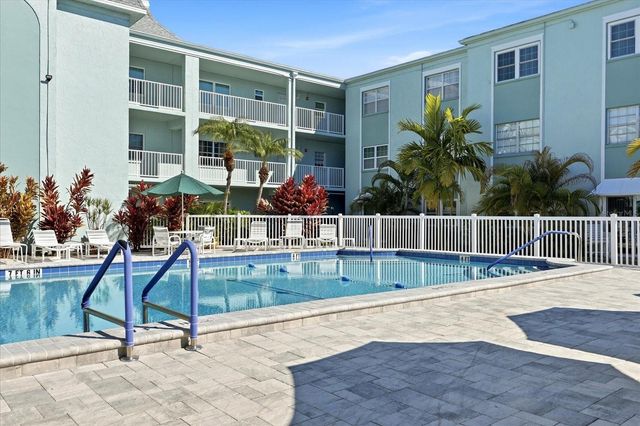 1706 BELLEAIR FOREST DRIVE 128, Belleair, FL 33756