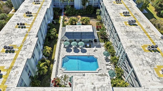 1706 BELLEAIR FOREST DRIVE 128, Belleair, FL 33756