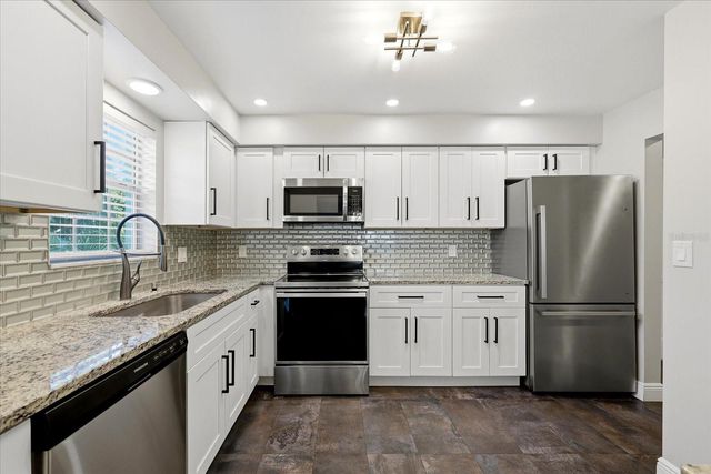 1706 BELLEAIR FOREST DRIVE 128, Belleair, FL 33756