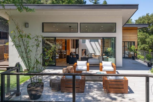 124 Foxwood Road, Portola Valley, CA 94028