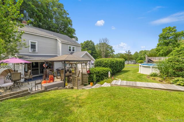 421 Orchard Drive, Wallkill, NY 12589
