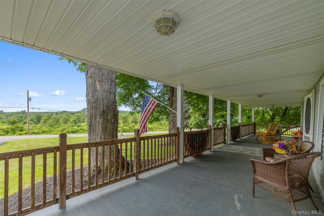 421 Orchard Drive, Wallkill, NY 12589