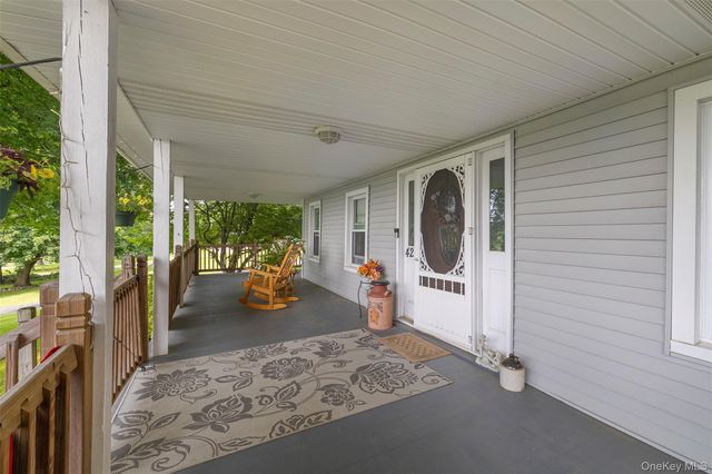 421 Orchard Drive, Wallkill, NY 12589