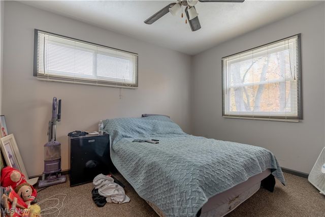 540 Carver Street NW, Massillon, OH 44647