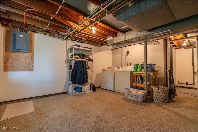 540 Carver Street NW, Massillon, OH 44647