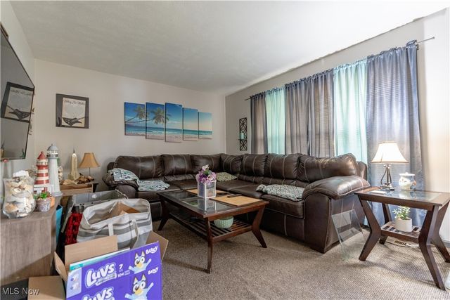 540 Carver Street NW, Massillon, OH 44647