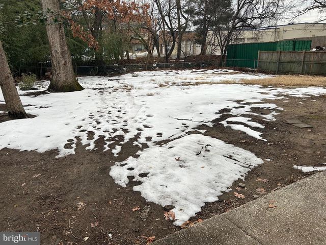 8009 WOODHOLME CIR, Pasadena, MD 21122