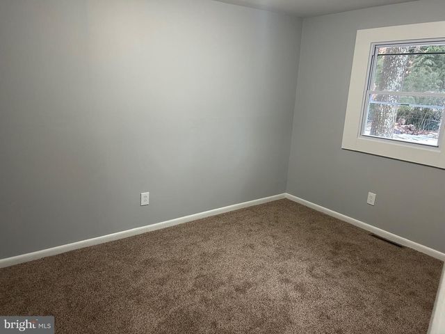 8009 WOODHOLME CIR, Pasadena, MD 21122