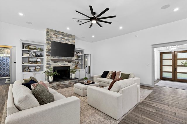 8778 Catamaran Way, Montgomery, TX 77316