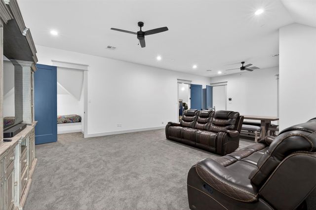 8778 Catamaran Way, Montgomery, TX 77316