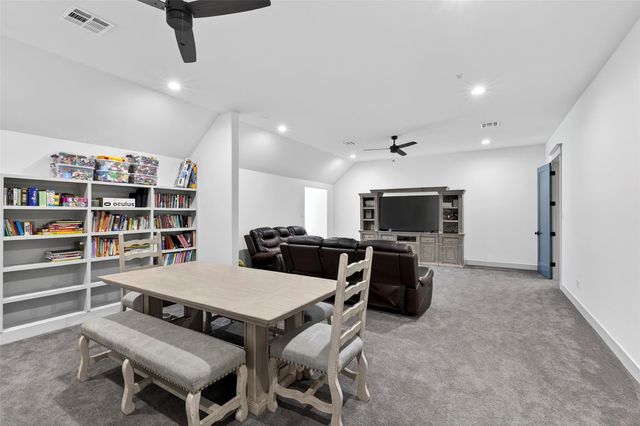 8778 Catamaran Way, Montgomery, TX 77316