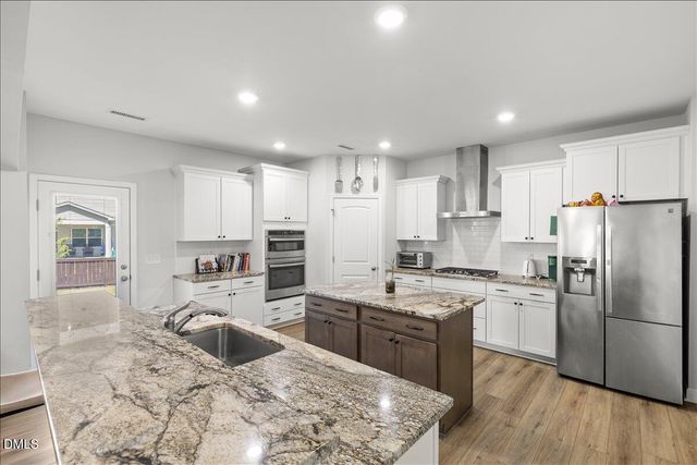 1012 Foggy Point Trail, Knightdale, NC 27545