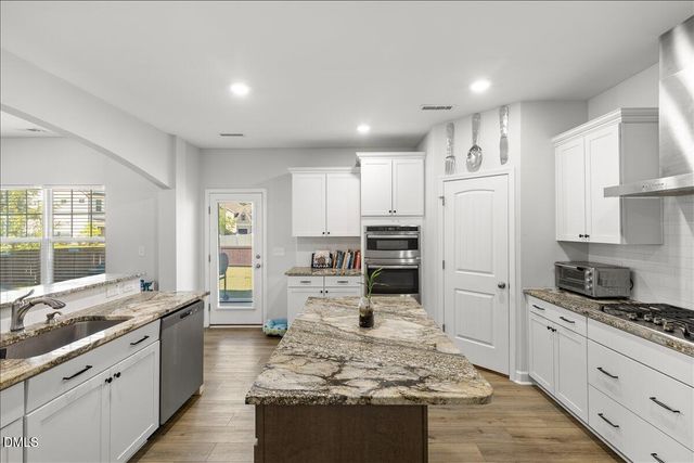 1012 Foggy Point Trail, Knightdale, NC 27545