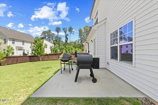 1012 Foggy Point Trail, Knightdale, NC 27545