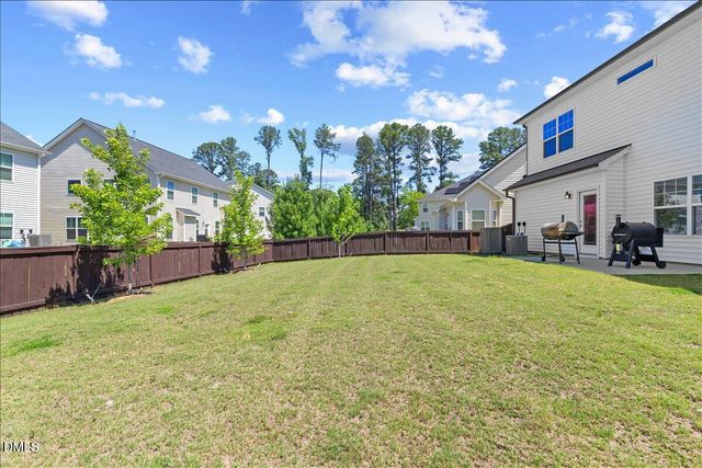 1012 Foggy Point Trail, Knightdale, NC 27545