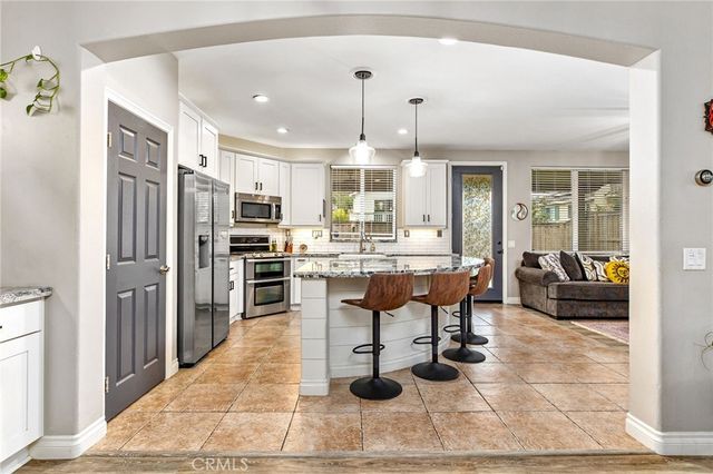 33496 Cedar Creek, Lake Elsinore, CA 92532