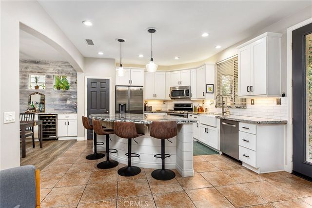 33496 Cedar Creek, Lake Elsinore, CA 92532