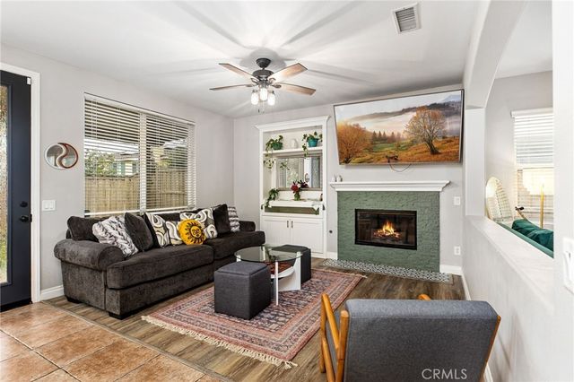 33496 Cedar Creek, Lake Elsinore, CA 92532