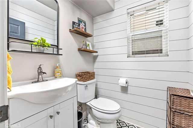33496 Cedar Creek, Lake Elsinore, CA 92532
