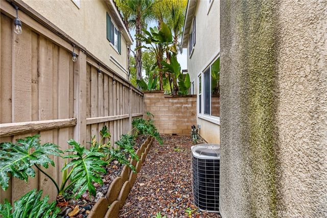 33496 Cedar Creek, Lake Elsinore, CA 92532