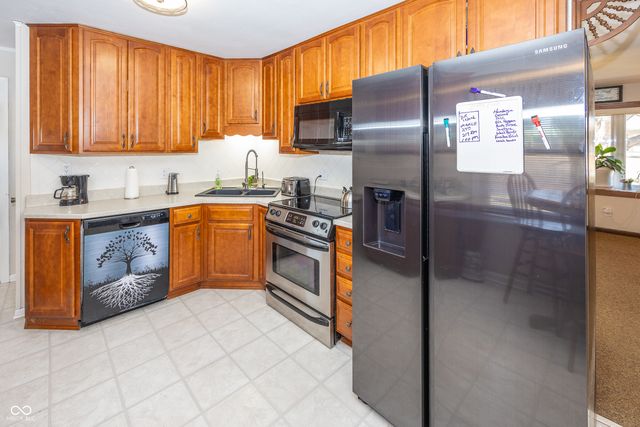 926 E Post Road, Anderson, IN 46012