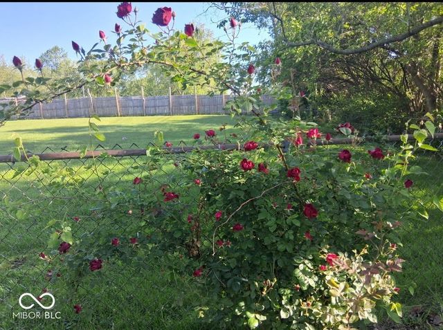 926 E Post Road, Anderson, IN 46012