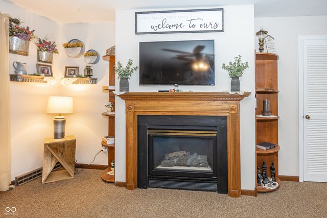 926 E Post Road, Anderson, IN 46012