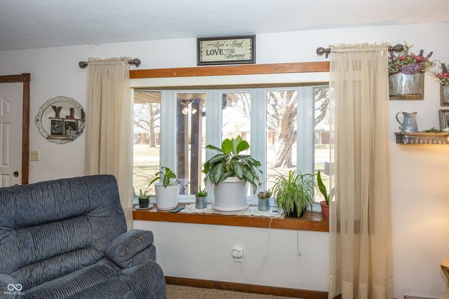 926 E Post Road, Anderson, IN 46012