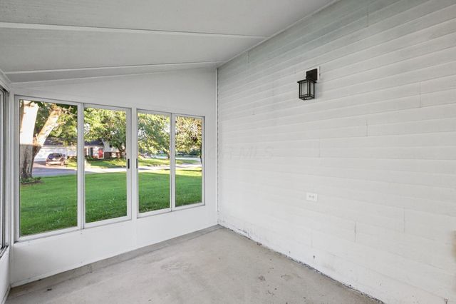 2050 Willow Run Road, Grove City, OH 43123