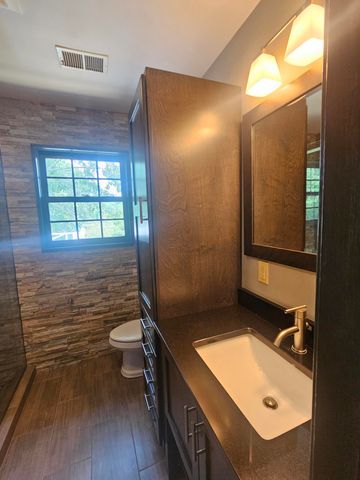 3806 Hastings Court, Valparaiso, IN 46383