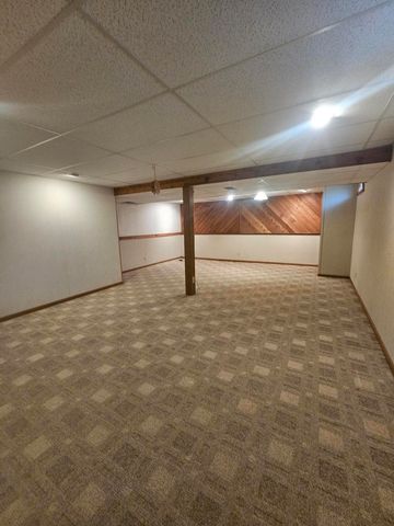 3806 Hastings Court, Valparaiso, IN 46383