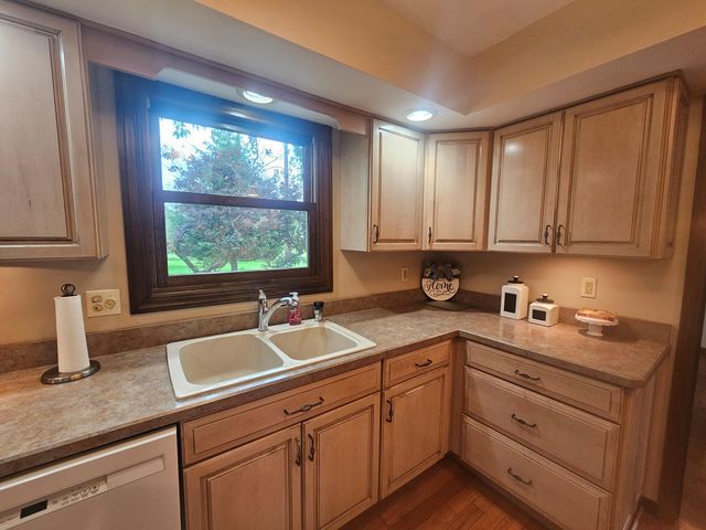 3806 Hastings Court, Valparaiso, IN 46383