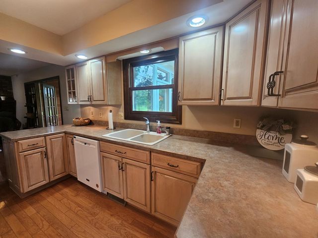 3806 Hastings Court, Valparaiso, IN 46383