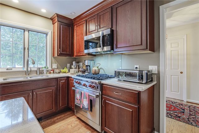 47 Falcon Trail, Pittsford, NY 14534