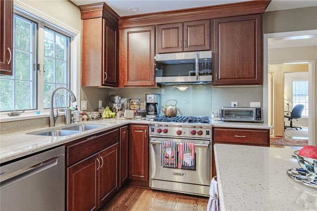 47 Falcon Trail, Pittsford, NY 14534