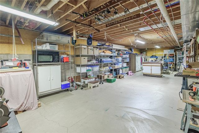 47 Falcon Trail, Pittsford, NY 14534